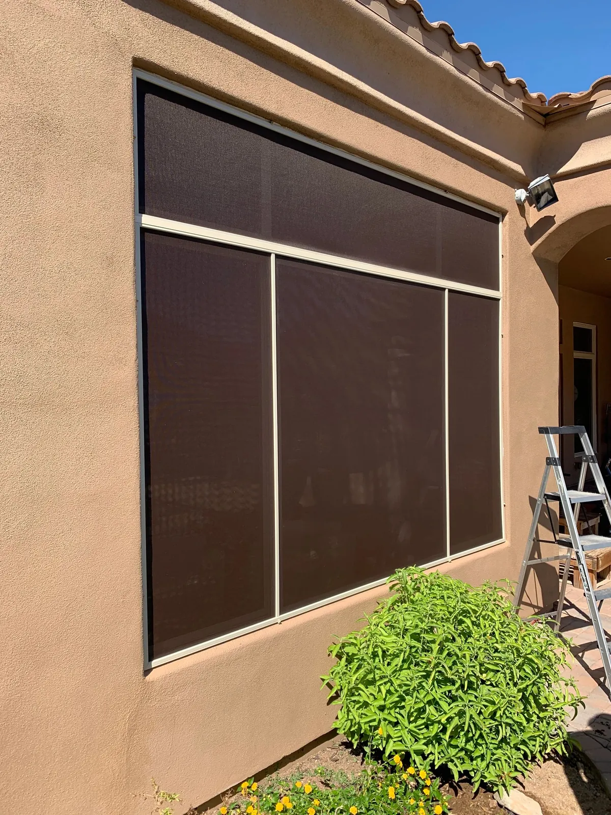 Deep exterior window-screen frame from Arizona Screen Techs’ project library.