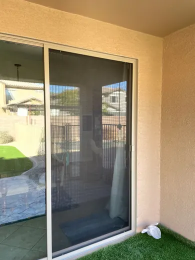 Sliding screen door opening from Arizona Screen Techs’ project library.